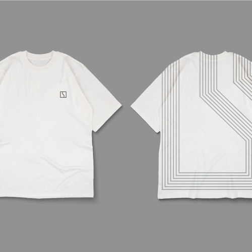 Футболка белая, оверсайз -  линейный паттерн.