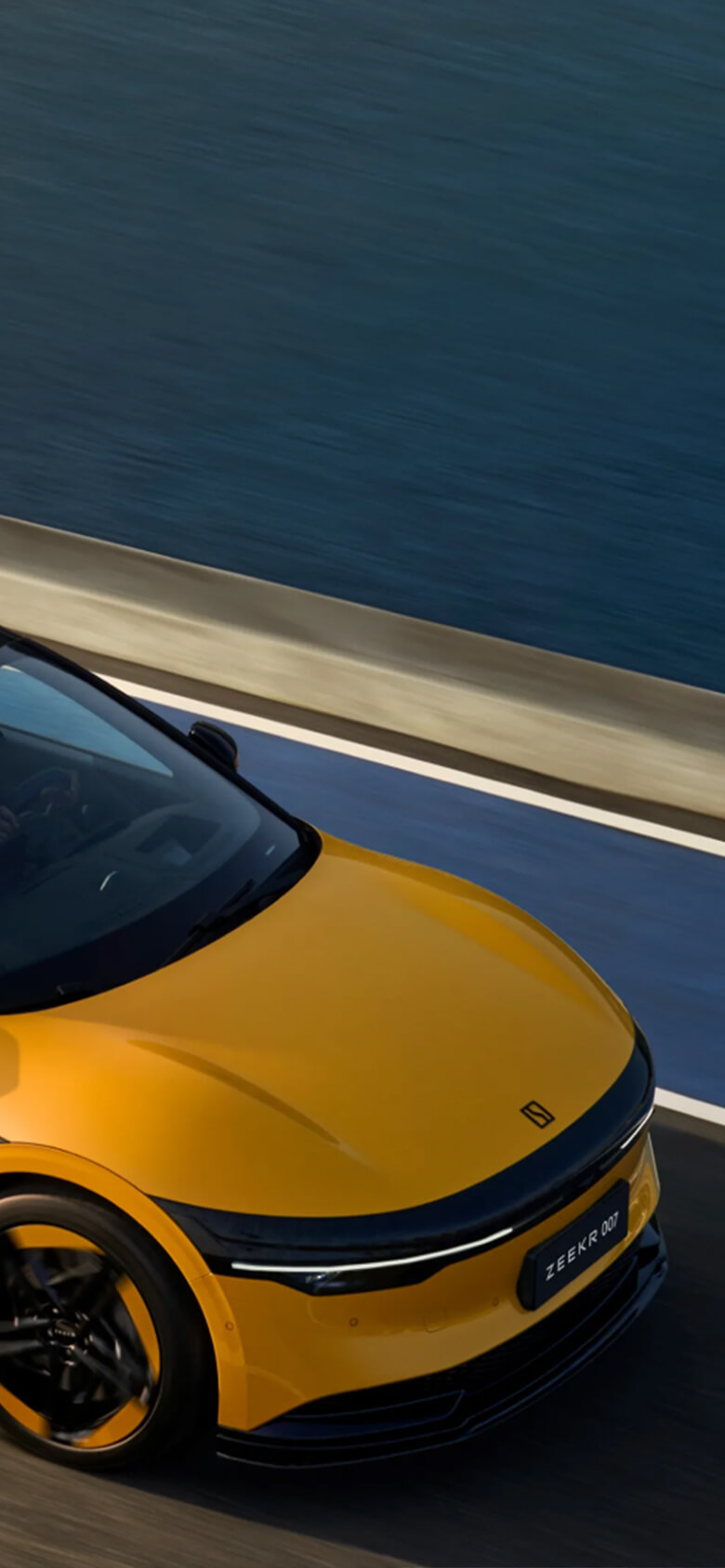 ZEEKR 001
